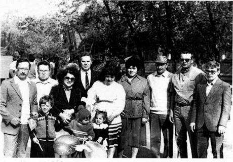 1988 год. Отдел на демонстрации